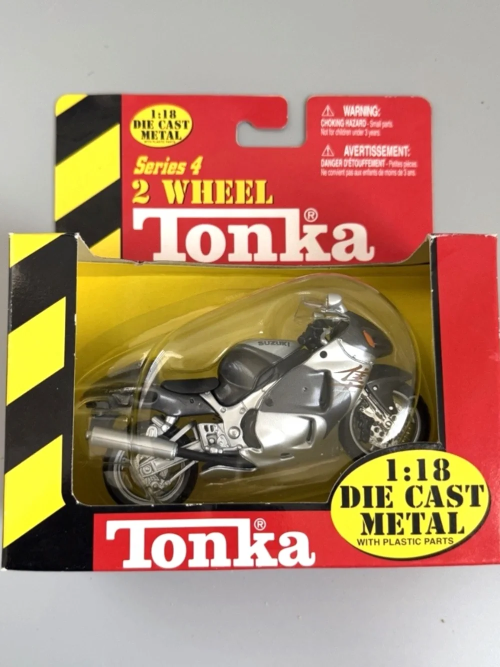 Maisto Suzuki GSX1300R Hayabusa 1:18 Diecast Motorcycle Series 4 NIB Collectible